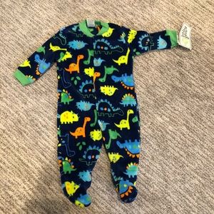 Dinosaur 🦕 🦖 footie pajamas 0-3 mos NWT